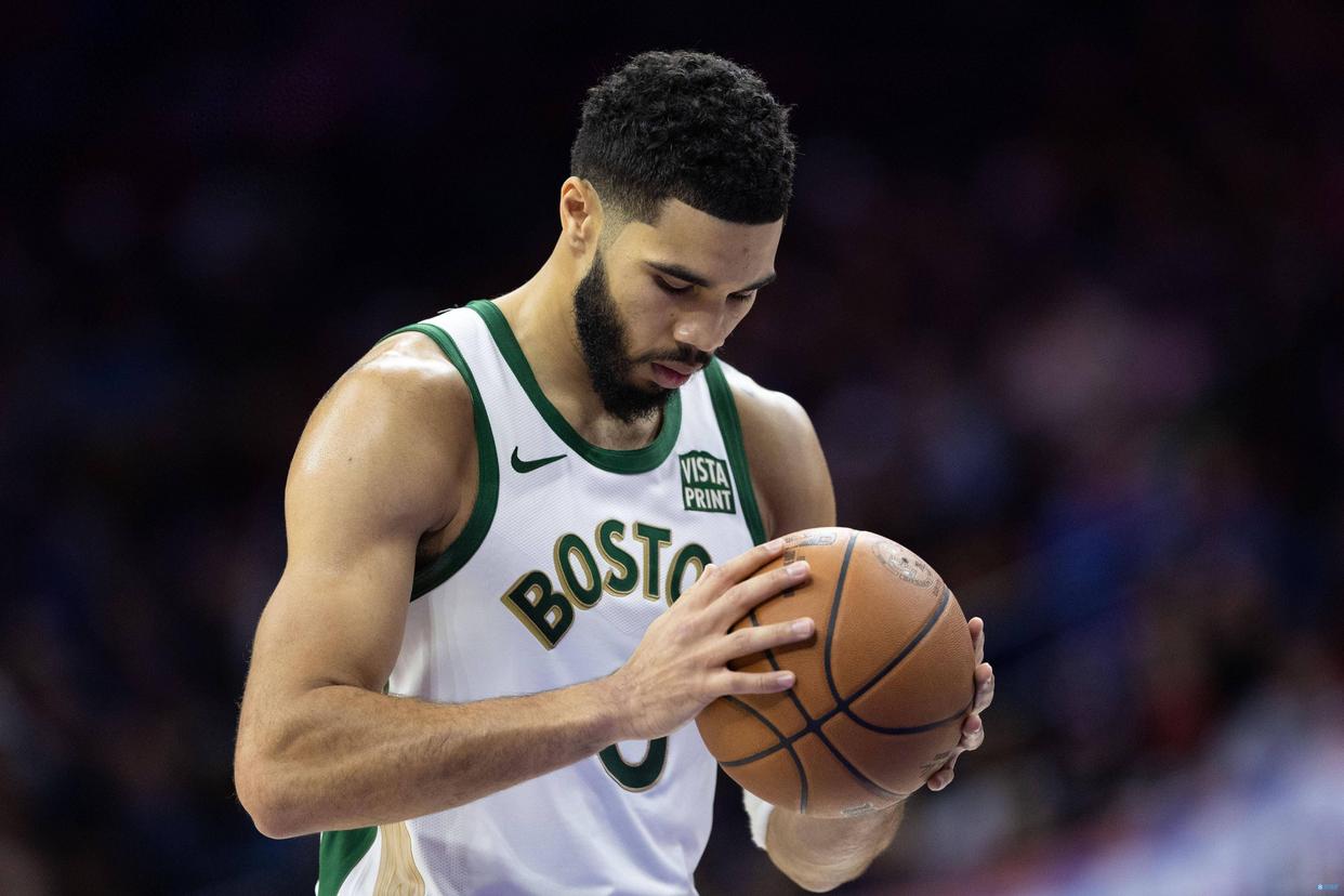 爱游戏官网-波士顿凯尔特人迎德甲关键赛，赛后官宣签约，悬念犹存，临场指挥获称赞的简单介绍