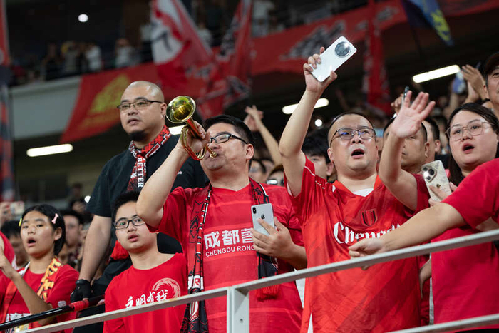 爱游戏官网-关于成都蓉城内部会议纪要流出——国际比赛日强势反弹，欧超杯使命明确，轮换策略成焦点的信息